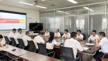 玉柴物流集團(tuán)黨委召開“黨旗引領(lǐng)，使命擔(dān)當(dāng)”基層黨支部新老書記交接座談會(huì)